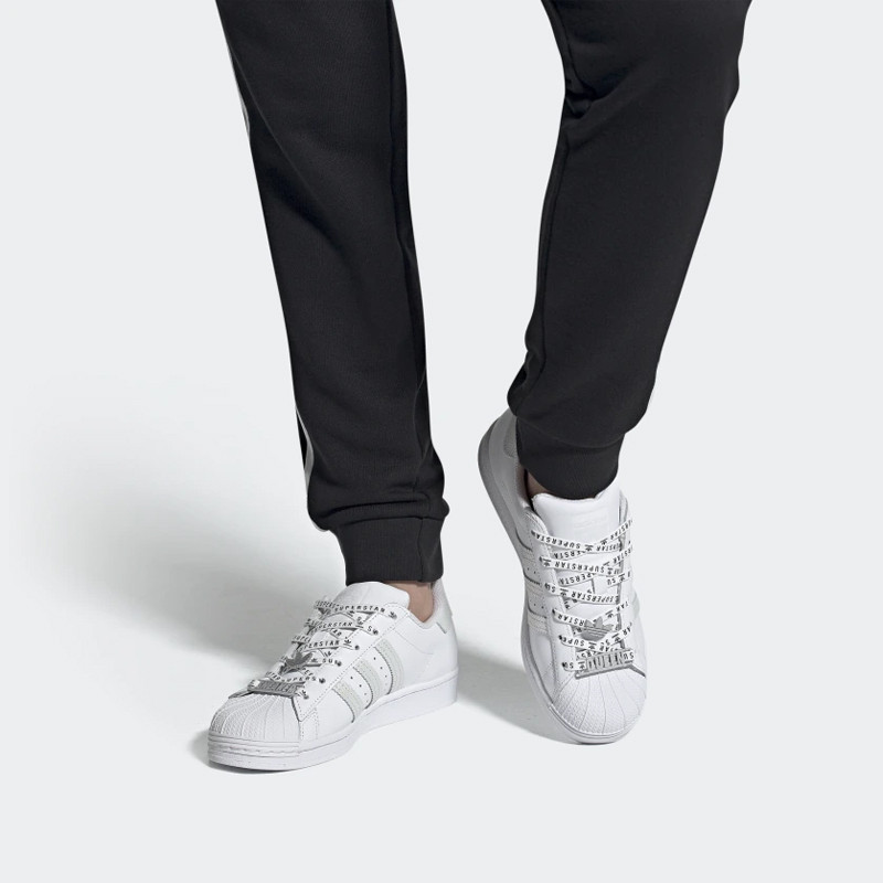 SEPATU SNEAKERS ADIDAS Wmns Superstar