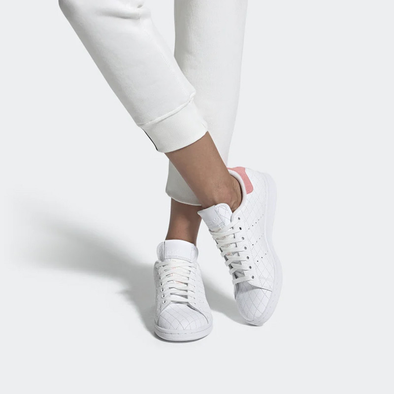 SEPATU SNEAKERS ADIDAS Wmns Stan Smith