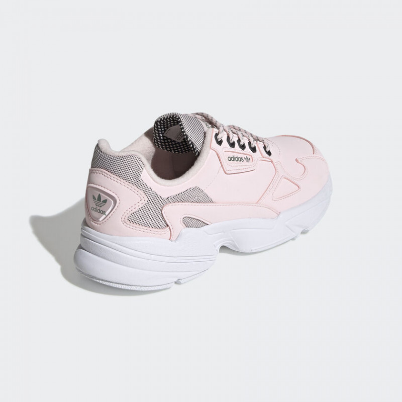 SEPATU SNEAKERS ADIDAS Wmns Falcon