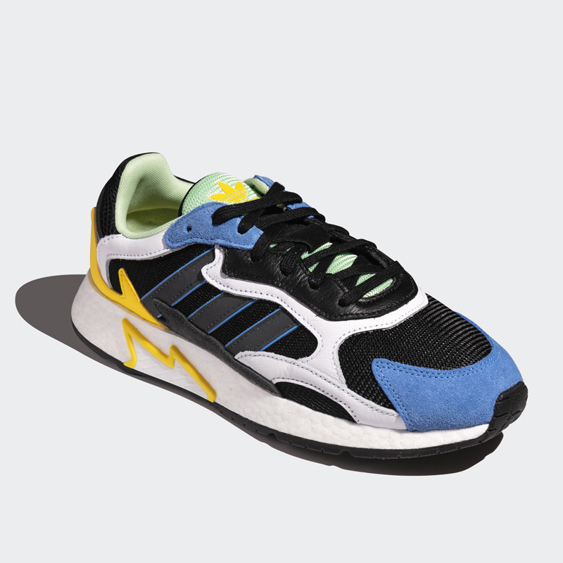 SEPATU SNEAKERS ADIDAS Tresc Run Boost
