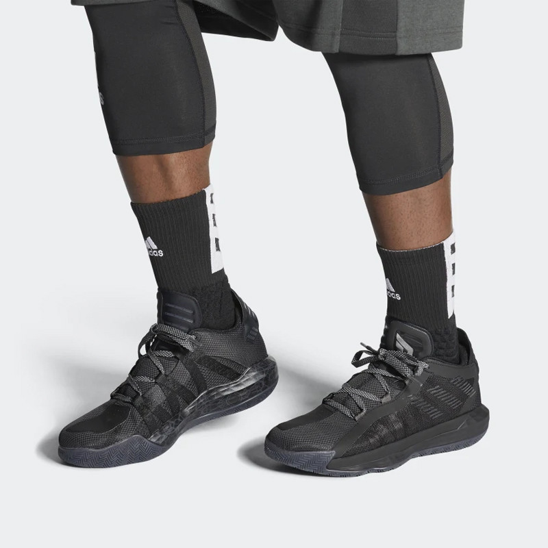 SEPATU BASKET ADIDAS Dame 6 GCA