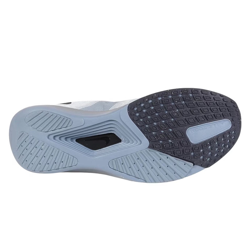 SEPATU LARI NIKE Rival Fly 4