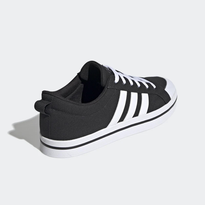 SEPATU SNEAKERS ADIDAS Bravada