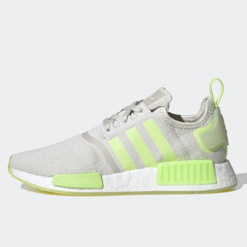 SEPATU SNEAKERS ADIDAS Wmns NMD_R1