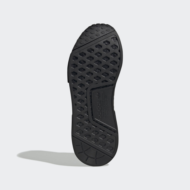 SEPATU SNEAKERS ADIDAS NMD_R1