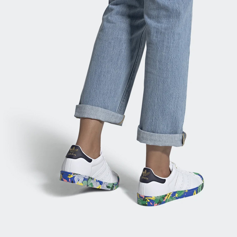 SEPATU SNEAKERS ADIDAS Wmns Superstar
