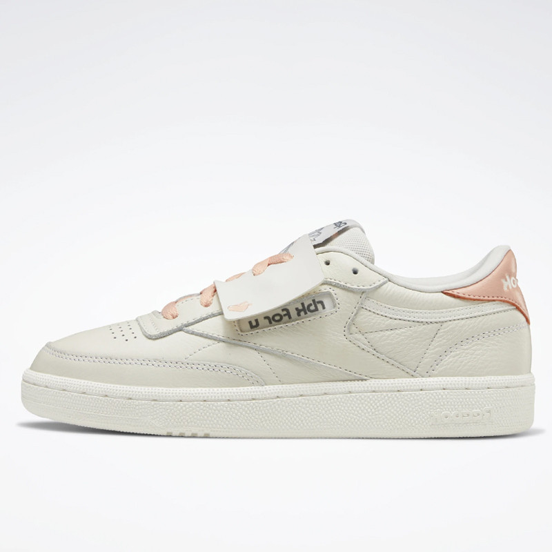 SEPATU SNEAKERS REEBOK Wmns Club C 85 Valentine's Day