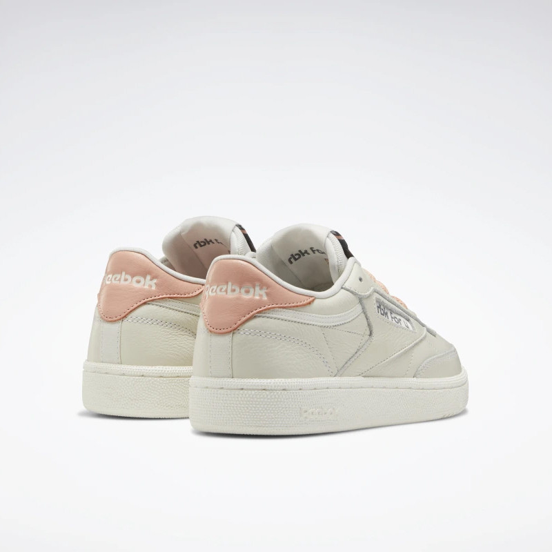 SEPATU SNEAKERS REEBOK Wmns Club C 85 Valentine's Day