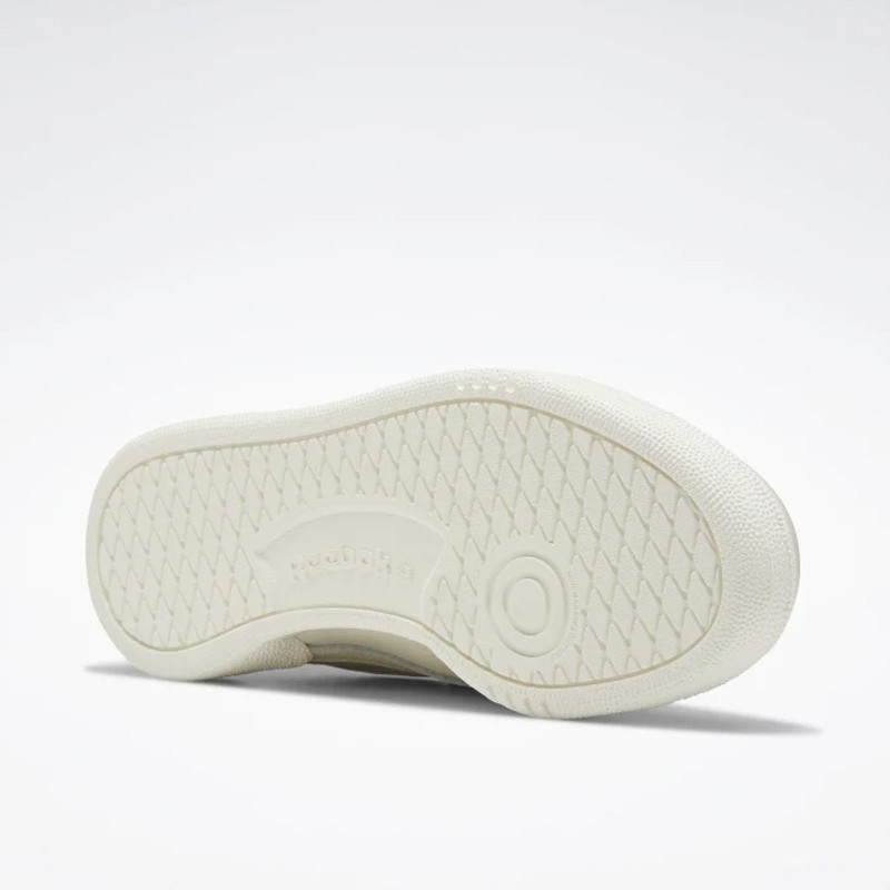 SEPATU SNEAKERS REEBOK Wmns Club C 85 Valentine's Day