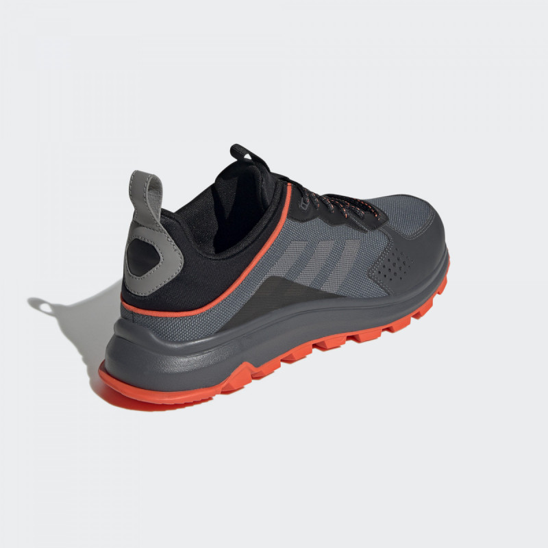 SEPATU LARI ADIDAS Response Trail