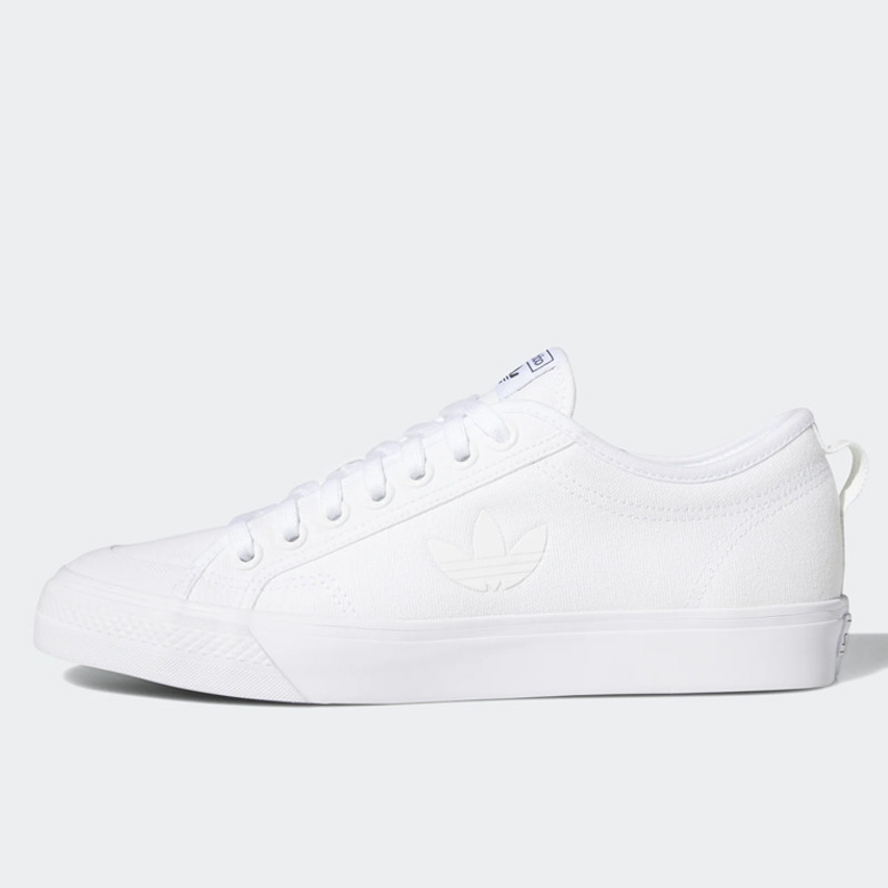 SEPATU SNEAKERS ADIDAS Nizza Trefoil