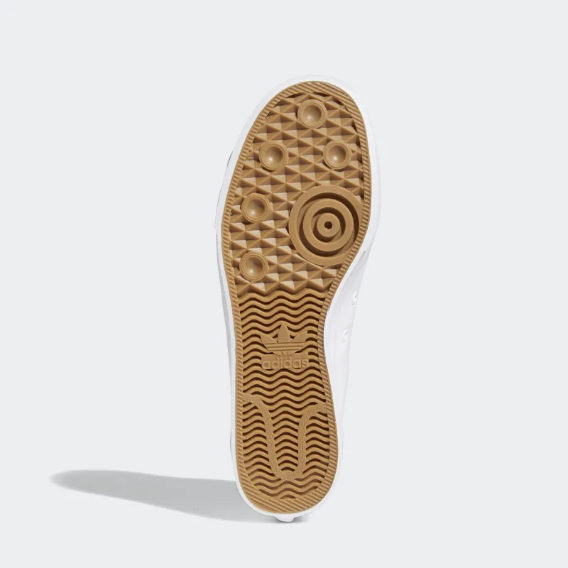 SEPATU SNEAKERS ADIDAS Nizza Trefoil