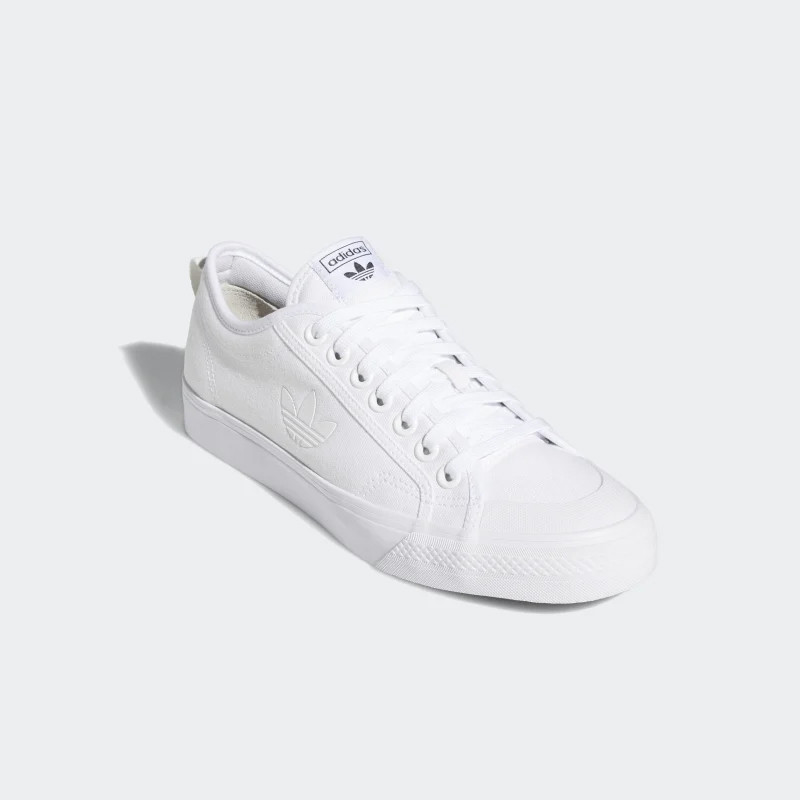 SEPATU SNEAKERS ADIDAS Nizza Trefoil
