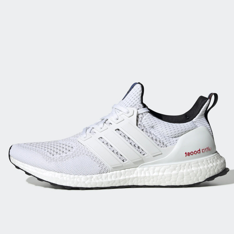 SEPATU LARI ADIDAS Ultraboost