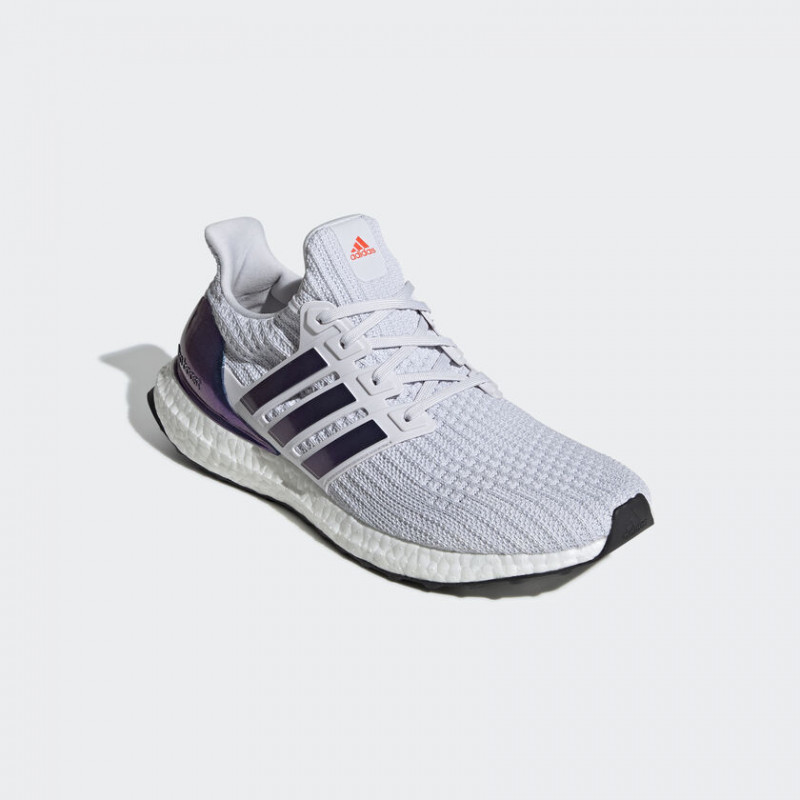 SEPATU LARI ADIDAS Ultraboost