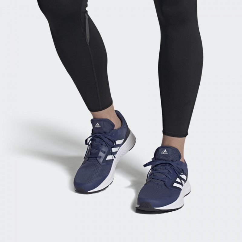 SEPATU LARI ADIDAS Galaxy 5