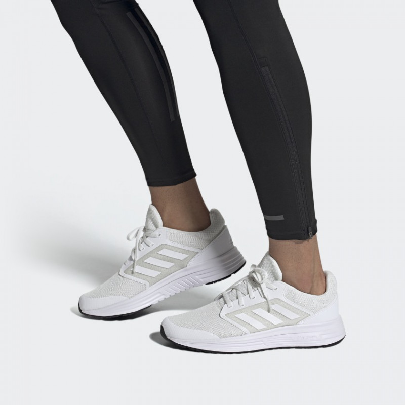 SEPATU LARI ADIDAS Galaxy 5