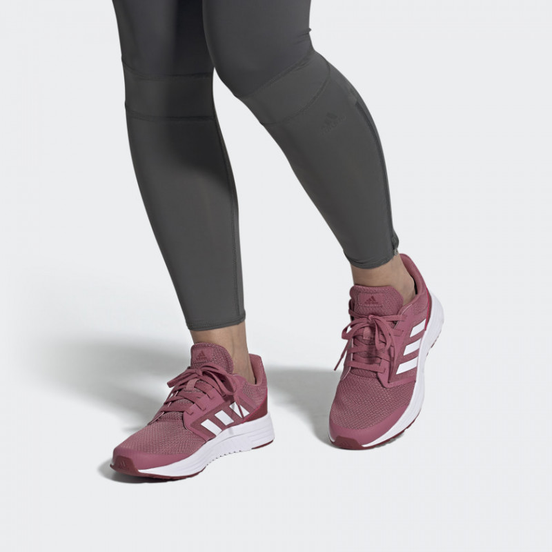 SEPATU LARI ADIDAS Wmns Galaxy 5