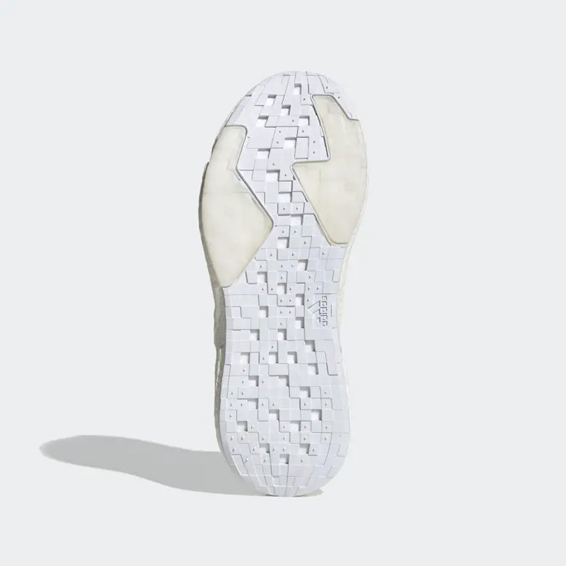 SEPATU LARI ADIDAS X9000L4