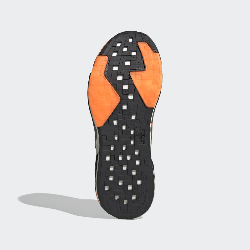 SEPATU LARI ADIDAS X9000L4