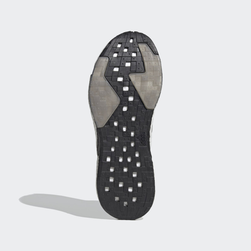 SEPATU LARI ADIDAS X9000L4