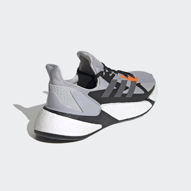 SEPATU LARI ADIDAS X9000L4