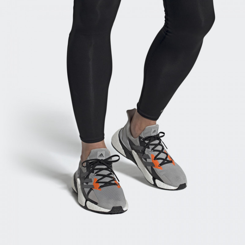 SEPATU LARI ADIDAS X9000L4