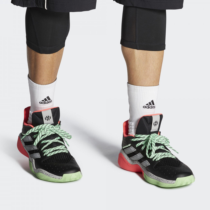 SEPATU BASKET ADIDAS Harden Stepback