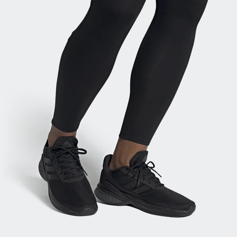 SEPATU LARI ADIDAS Response SR