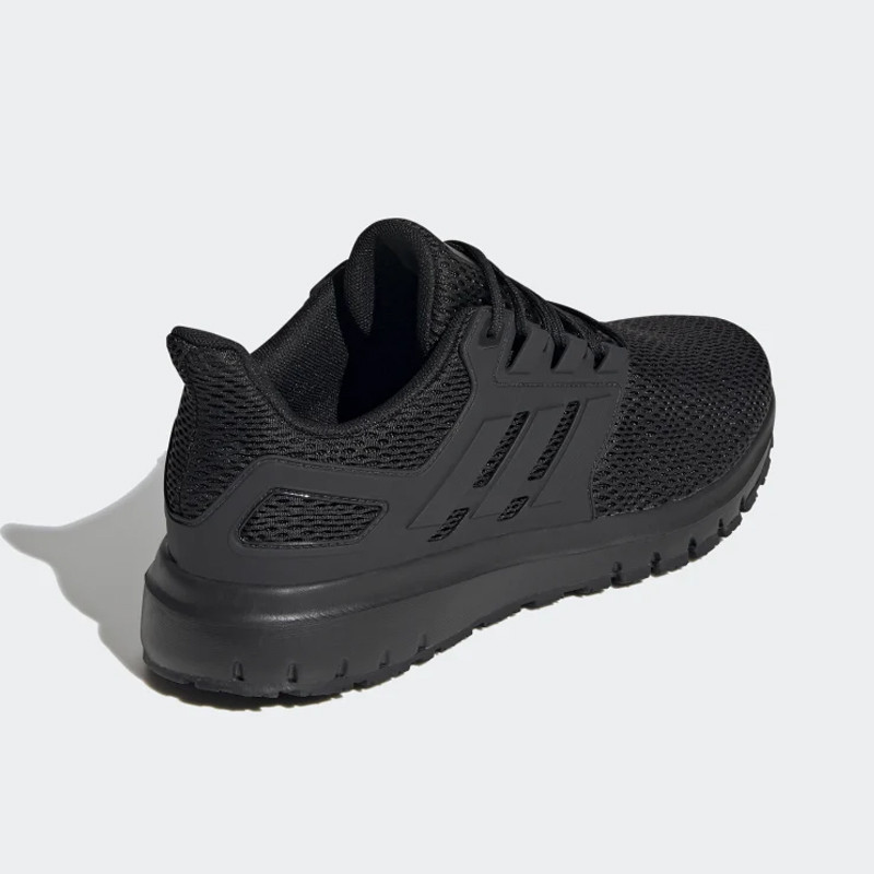 SEPATU LARI ADIDAS ULTIMASHOW
