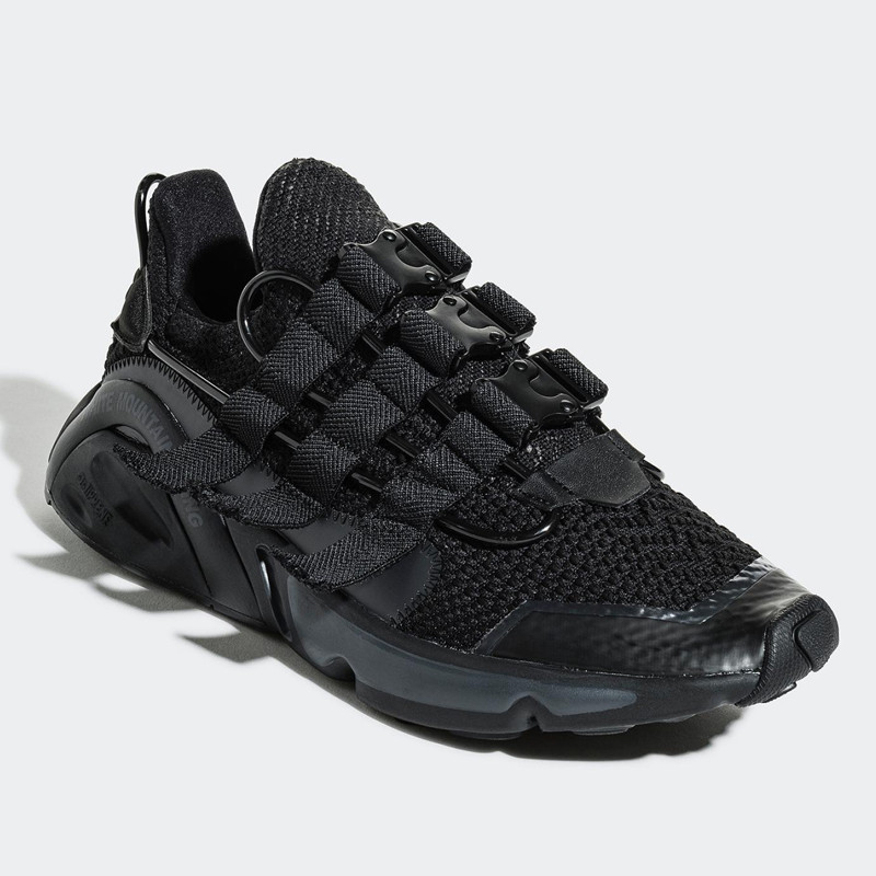 SEPATU SNEAKERS ADIDAS WHITE MOUNTAINEERING LXCON