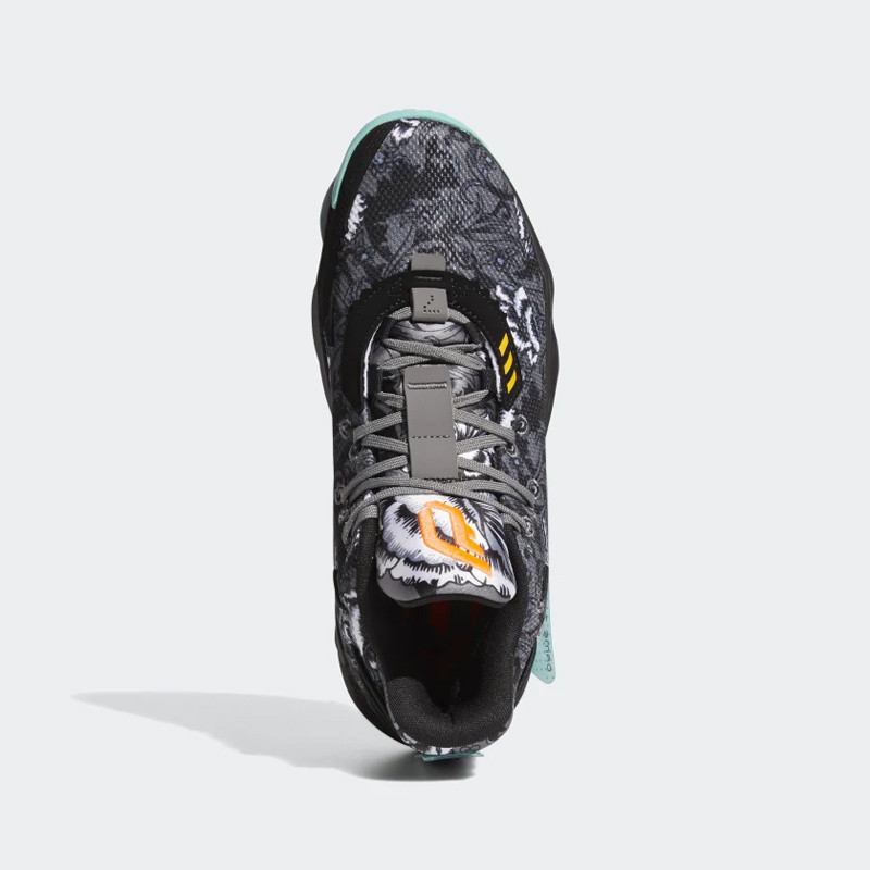 SEPATU BASKET ADIDAS Dame 7 Floral