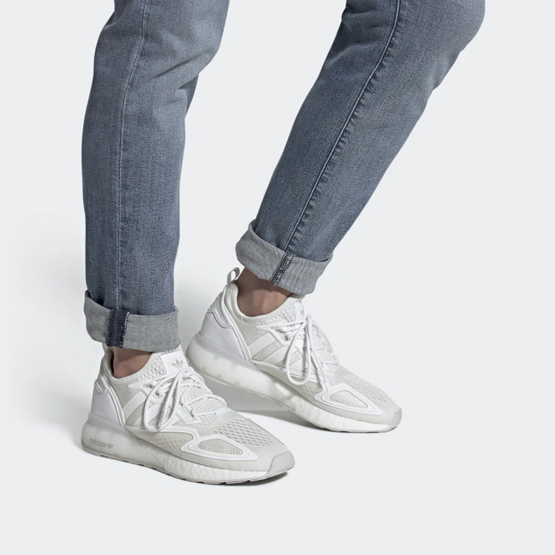 SEPATU SNEAKERS ADIDAS ZX 2K Boost