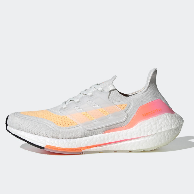 SEPATU LARI ADIDAS Wmns Ultraboost 21