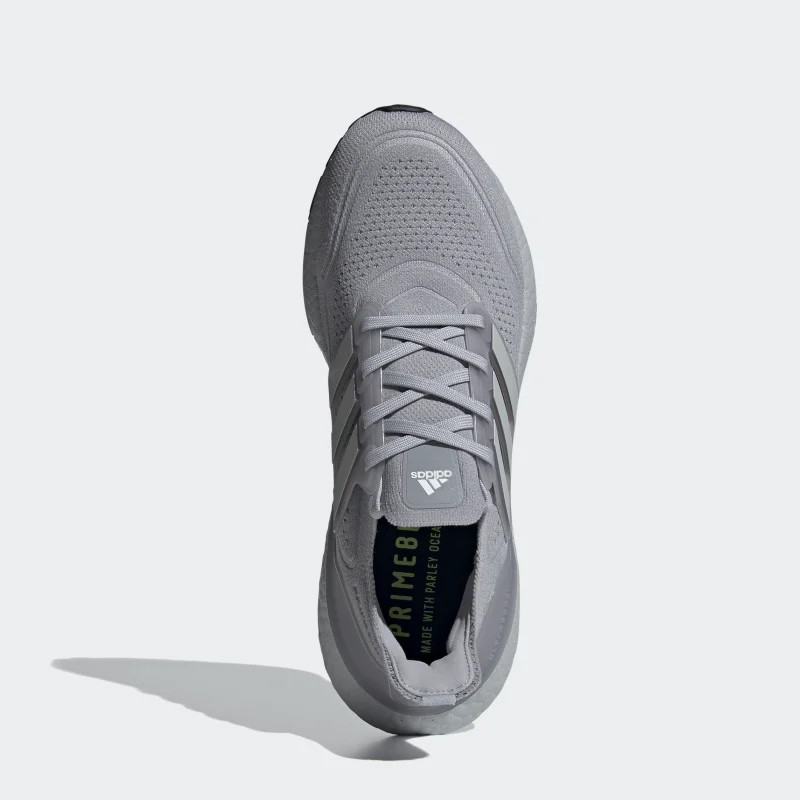 SEPATU LARI ADIDAS Ultraboost 21