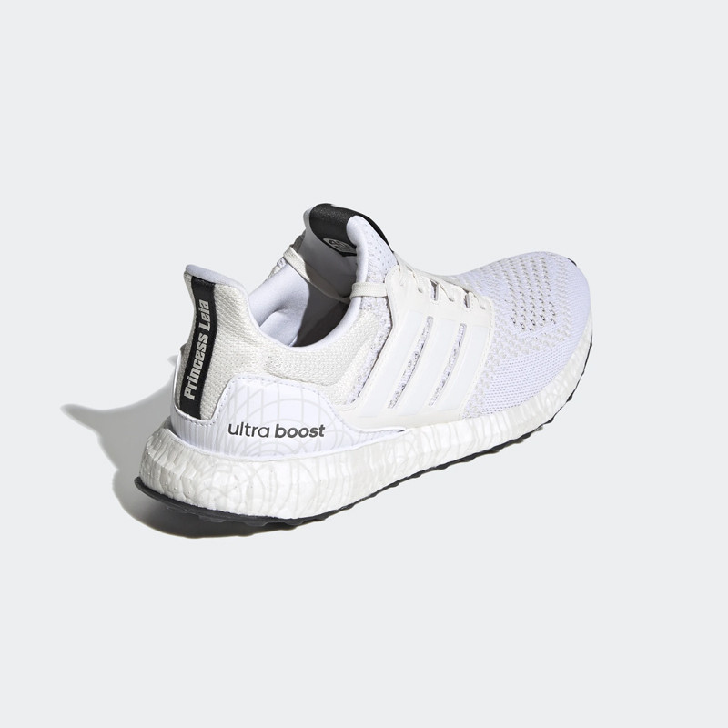 SEPATU LARI ADIDAS Ultraboost Dna x Star Wars