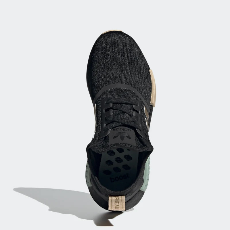 SEPATU SNEAKERS ADIDAS Wmns Nmd_R1
