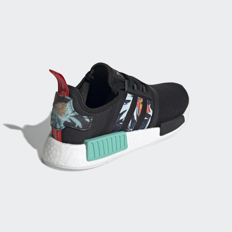 SEPATU SNEAKERS ADIDAS Wmns NMD_R1