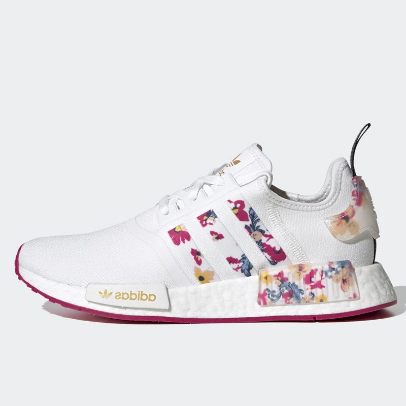 SEPATU SNEAKERS ADIDAS Wmns NMD_R1