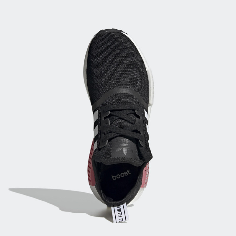 SEPATU SNEAKERS ADIDAS Wmns NMD_R1