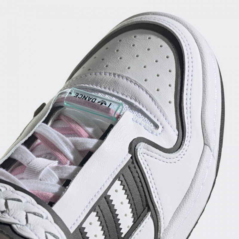 Wmns FORUM PLUS foto 2