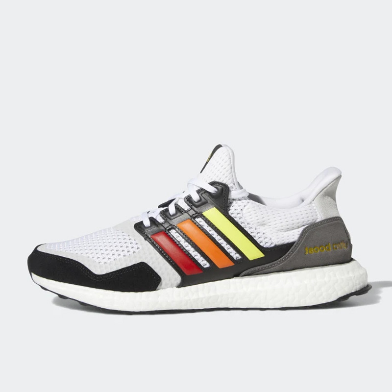 Jual SEPATU LARI Pria ADIDAS Ultraboost S L Pride Cloud White Original Termurah di Indonesia Ncrsport