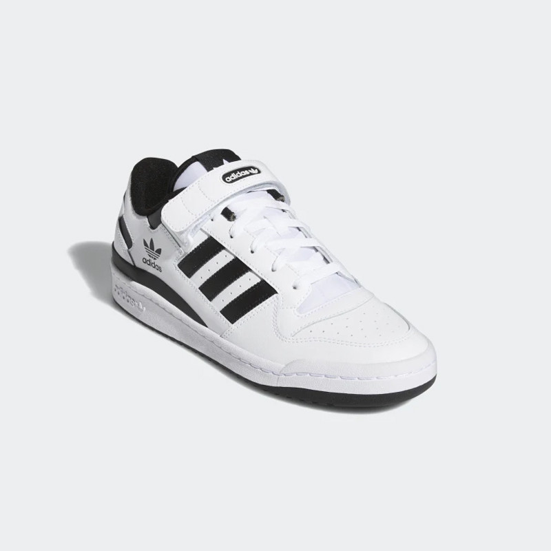 SEPATU SNEAKERS ADIDAS Forum Low