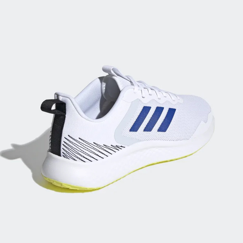 SEPATU LARI ADIDAS FLUIDSTREET