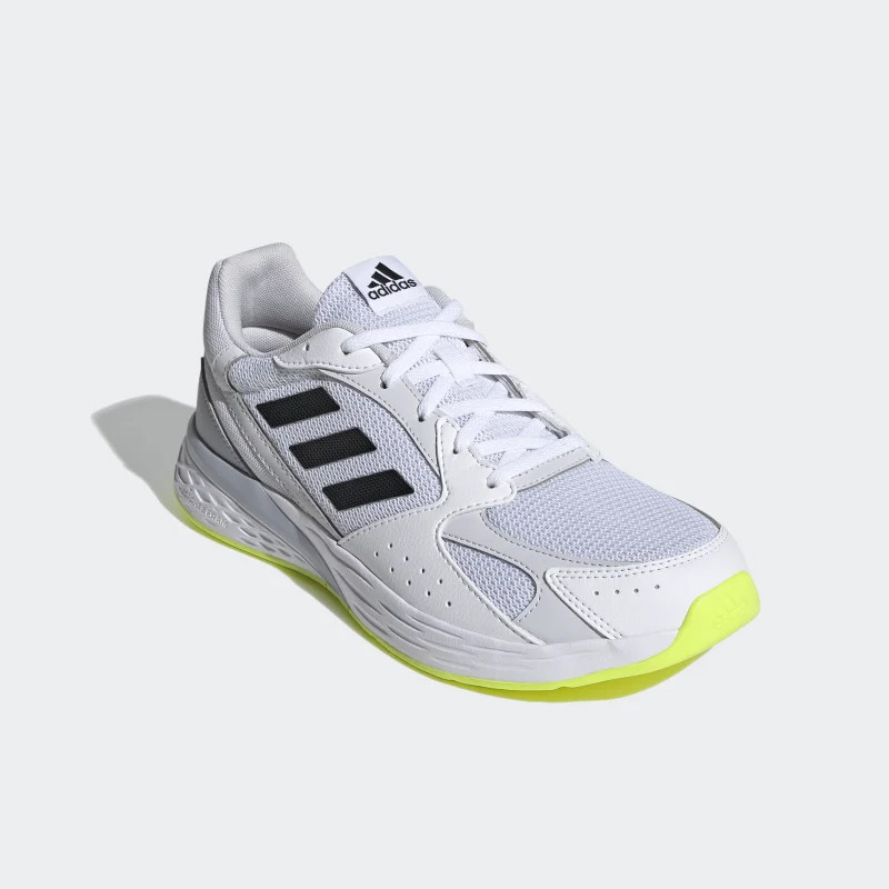 SEPATU LARI ADIDAS Response Run