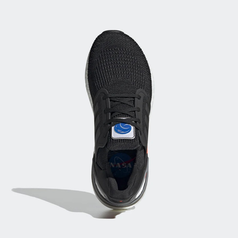 SEPATU LARI ADIDAS Wmns Ultraboost 20 NASA
