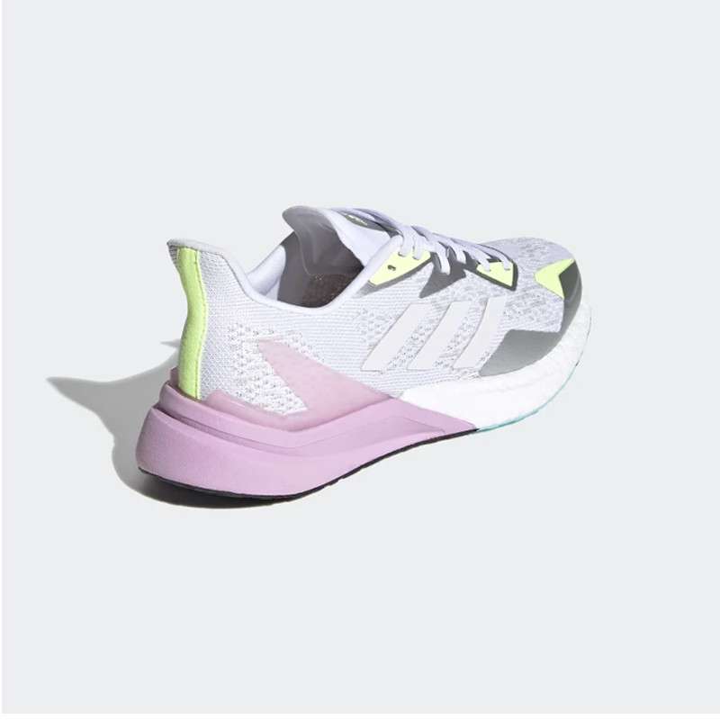 SEPATU LARI ADIDAS Wmns X9000L3