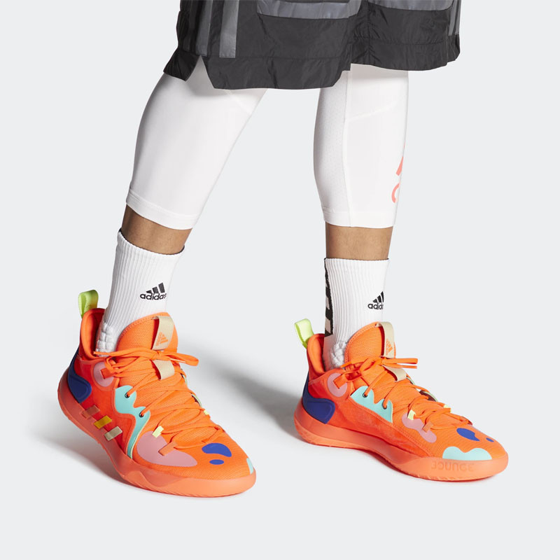 SEPATU BASKET ADIDAS Harden Stepback 2