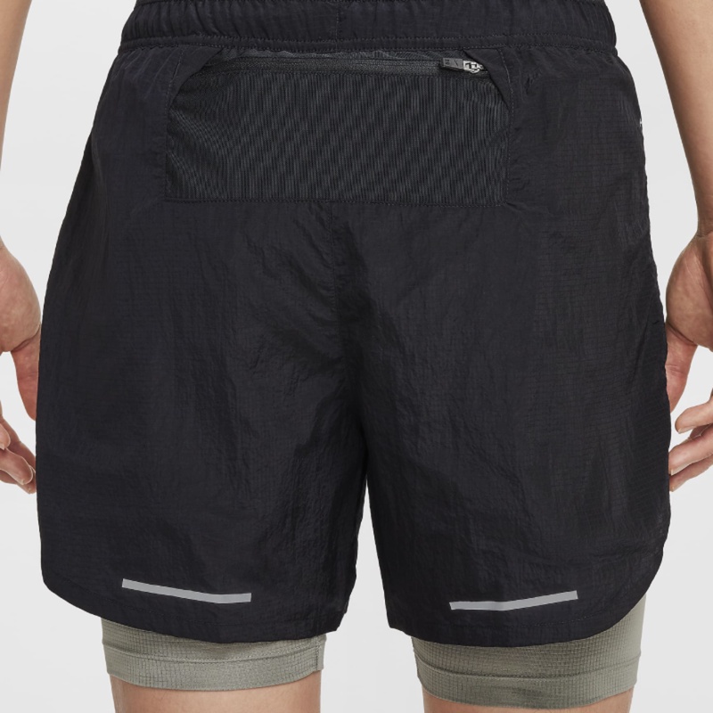 CELANA LARI NIKE Stride Division Dri-FIT Water-Repellent 2-in-1 Shorts