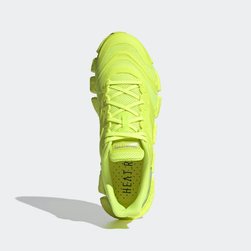 SEPATU LARI ADIDAS CLIMACOOL VENTO